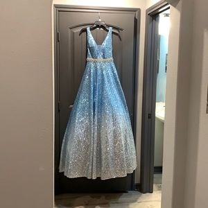 Prom dress